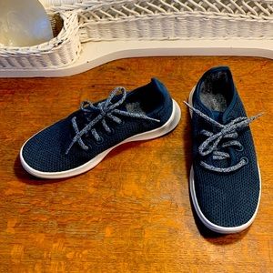 Allbirds blue women’s sneakers size 7